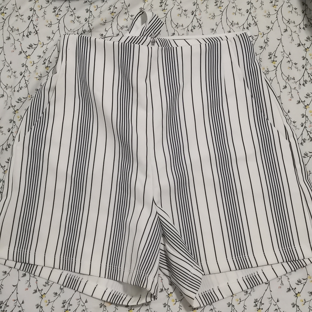 Striped black & white shorts
